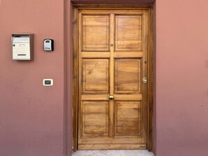 Exterior detail - Cascall Marì - Two Bedroom Apartment, Sleeps 4 (Alghero)