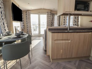 Dining - CG 55 (Rhyl)