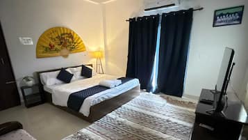 2 bedrooms, desk, iron/ironing board, free WiFi