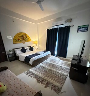 2 bedrooms, desk, iron/ironing board, free WiFi