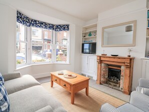 Living area - Shipwrights, 11 Coronation Road (Salcombe)