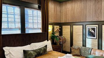 3 chambres, fer et planche à repasser, Wi-Fi gratuit, draps fournis