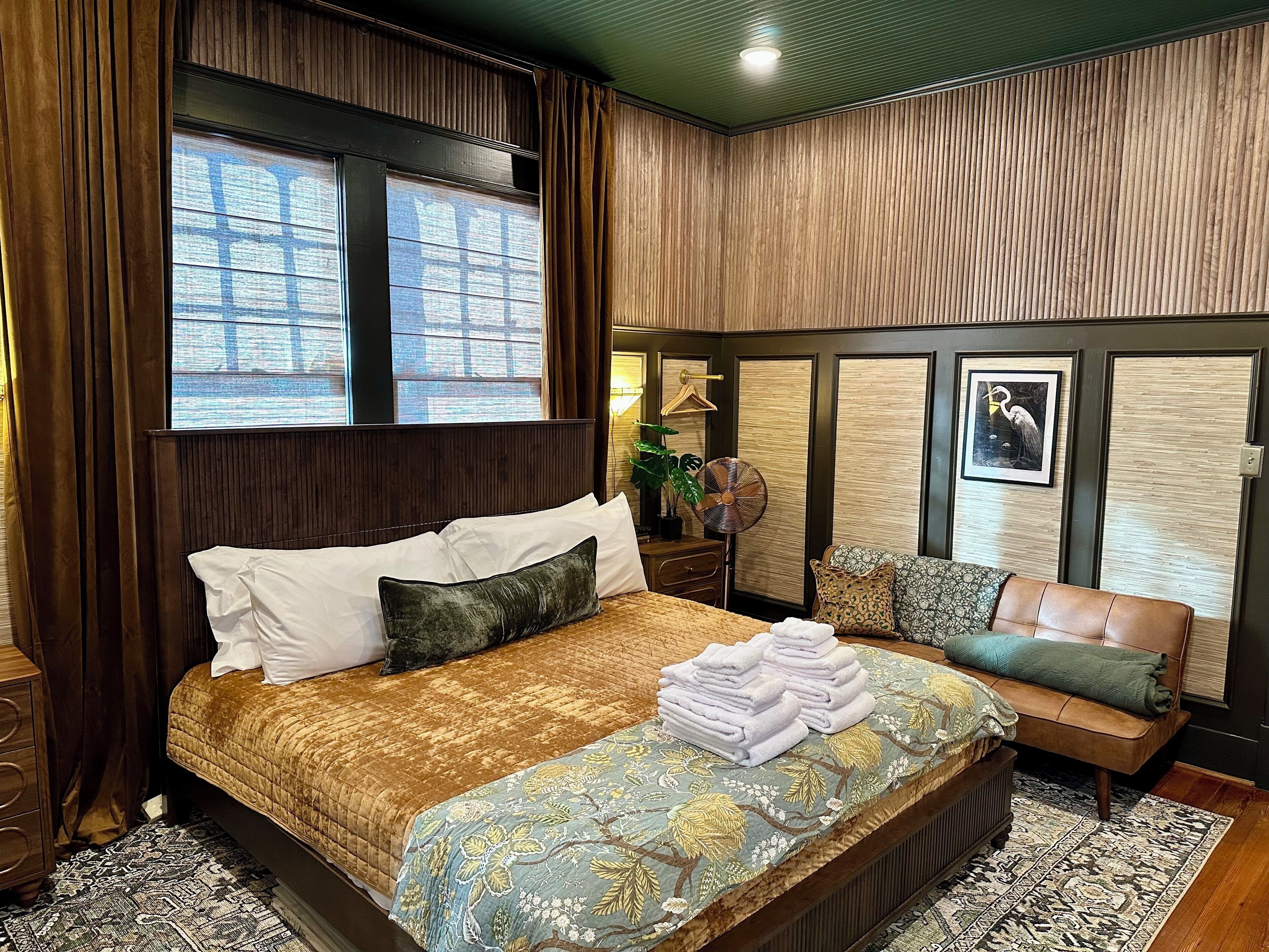 3 chambres, fer et planche à repasser, Wi-Fi gratuit, draps fournis