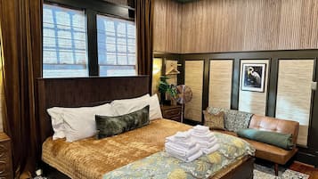 3 chambres, fer et planche à repasser, Wi-Fi gratuit, draps fournis