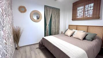 Standard Apartment | In-room safe, iron/ironing board, free WiFi