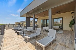 Terrace/patio - New suite with full Kitchen and Livingroom Dallas (Dallas)