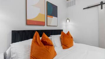 1 chambre, bureau, fer et planche à repasser, Wi-Fi