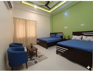 Chambre Familiale | Coffres-forts dans les chambres, bureau