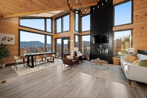Smart TV, fireplace - Modern Mountain Escape w/ Views, Hot Tub & Fireplace (Gatlinburg)