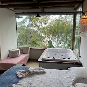 3 間睡房、上網