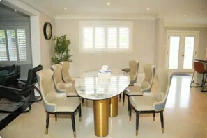 Lobby - Peaceful 1-bedroom with terrace in charming Mississauga (Mississauga)