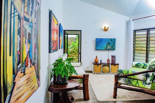 Karimu Beach Hive #2 - 350m to the pristine white sands of Diani Beach