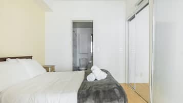 Ropa de cama de alta calidad, wifi gratis y ropa de cama