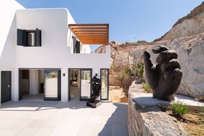 5 bedrooms - Martinez in Mykonos With 5 Bedrooms and 4 5 Bathrooms (Mykonos)