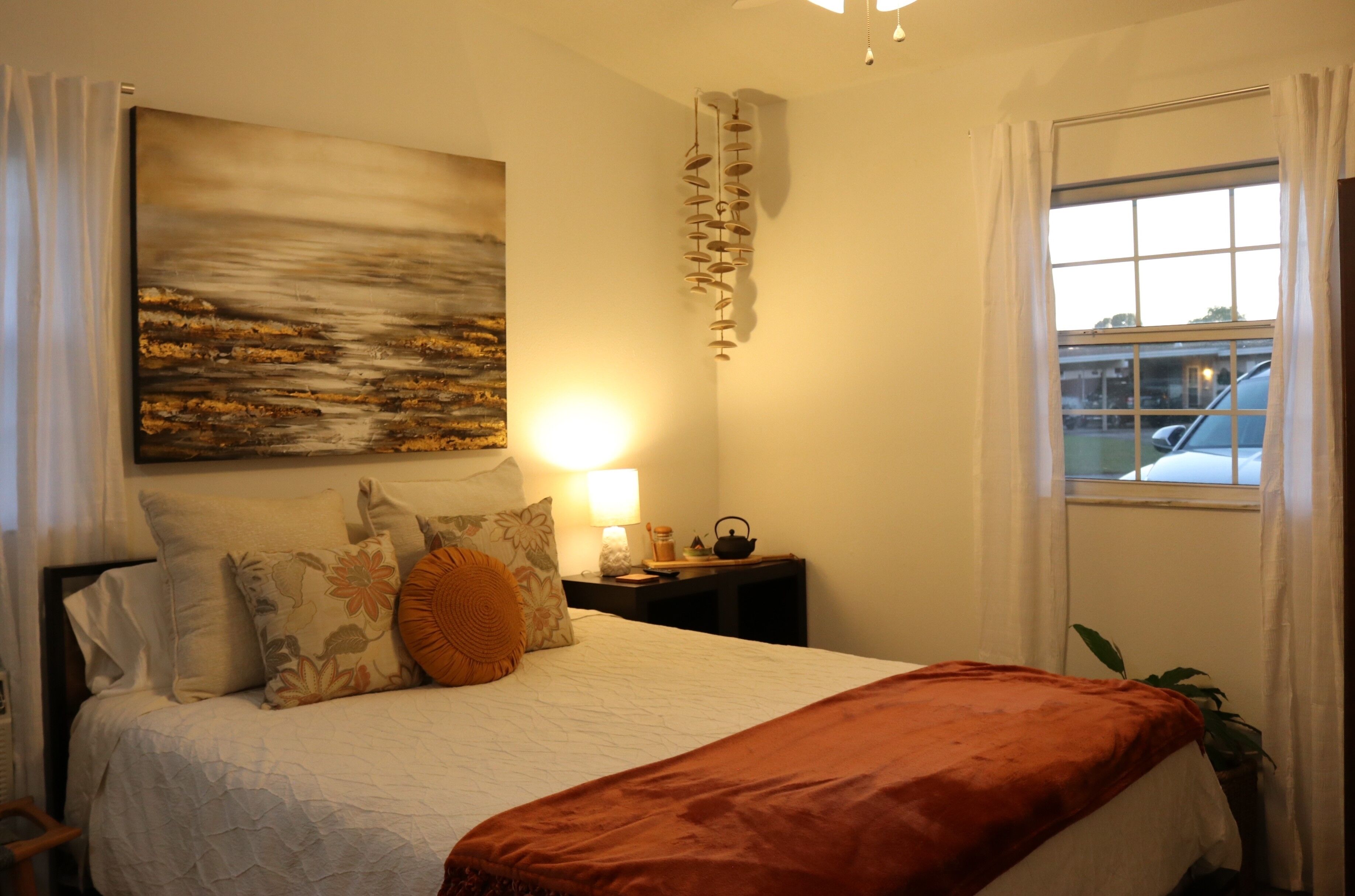 1 dormitorio, tabla de planchar con plancha, wifi y ropa de cama