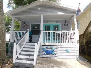 Exterior detail - Ocean Lakes 1222 | Charming 2-Bdrm 2 bath Retreat sleeps 6, Golf cart (Myrtle Beach)