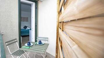 Chambre Double Supérieure, balcon | Restauration extérieure