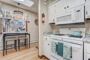 House (1 Bedroom) | Interior - 1729 Arbor Way (Colorado Springs)