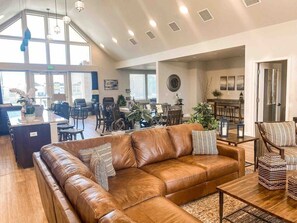Interior - 2102 Birmingham (Colorado Springs)