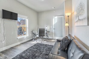 Interior - 5370 N Union Unit101 (Colorado Springs)