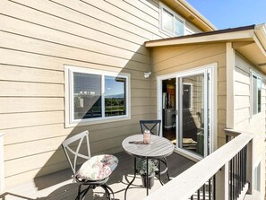 Interior - 1040 Pond Side (Colorado Springs)