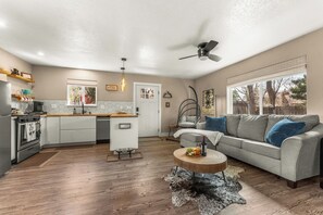 House (1 Bedroom) | Interior