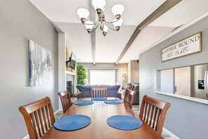 Interior - 3330 Mirage (Colorado Springs)