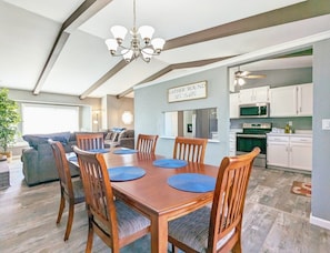 Interior - 3330 Mirage (Colorado Springs)