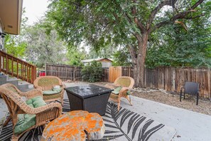 Interior - One Level Home Near Downtown Hot Tub (Colorado Springs)