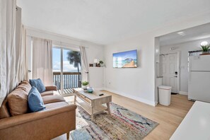 Front of property - Waterfront Fishing Pier Walk to Beach (Cocoa Beach)