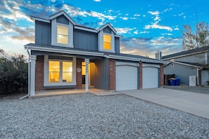 Interior - Modern 6BR Home in Briargate (Colorado Springs)