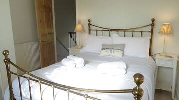 3 bedrooms, individually decorated, individually furnished, free WiFi