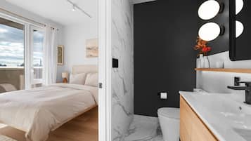 Premier-penthouselejlighed - 3 soveværelser - balkon | Mørklægningsgardiner, strygejern/strygebræt, gratis Wi-Fi, sengetøj