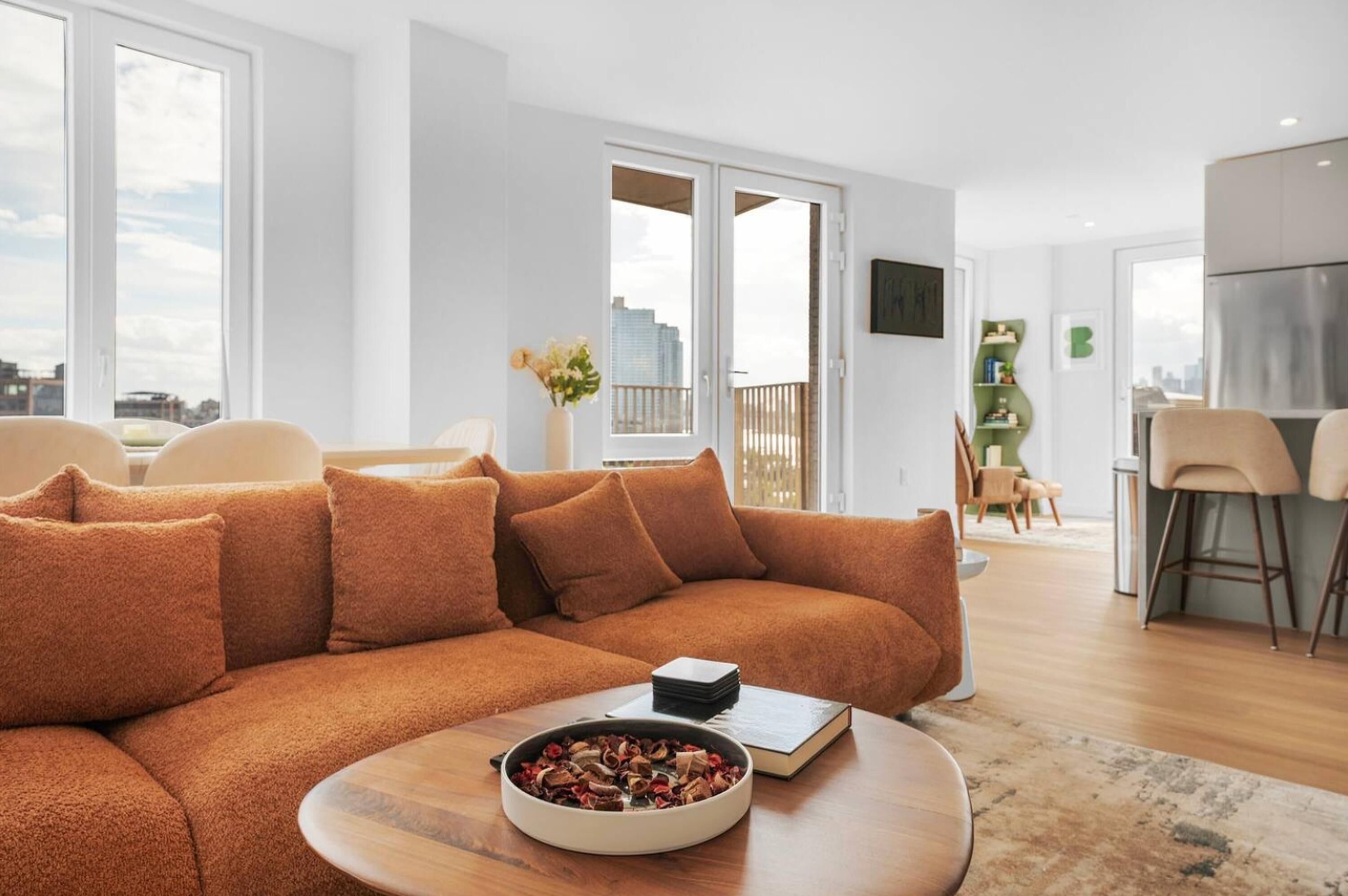 Premium Penthouse, 3 Bedrooms, Balcony | Living area