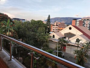 Property grounds - Your comfortable, elegant, and centrally located space with balcony 401 (Medellín)