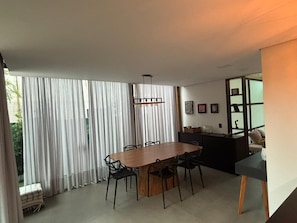 Dining - House w/ BBQ and Jacuzzi Ckl0002 (Florianópolis)