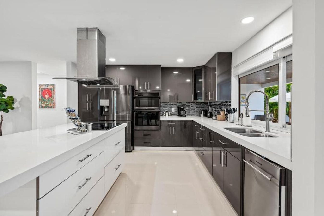 Deluxe Room | Private kitchen