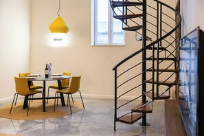 Room | Dining - Florette Suites (Il-Furjana)