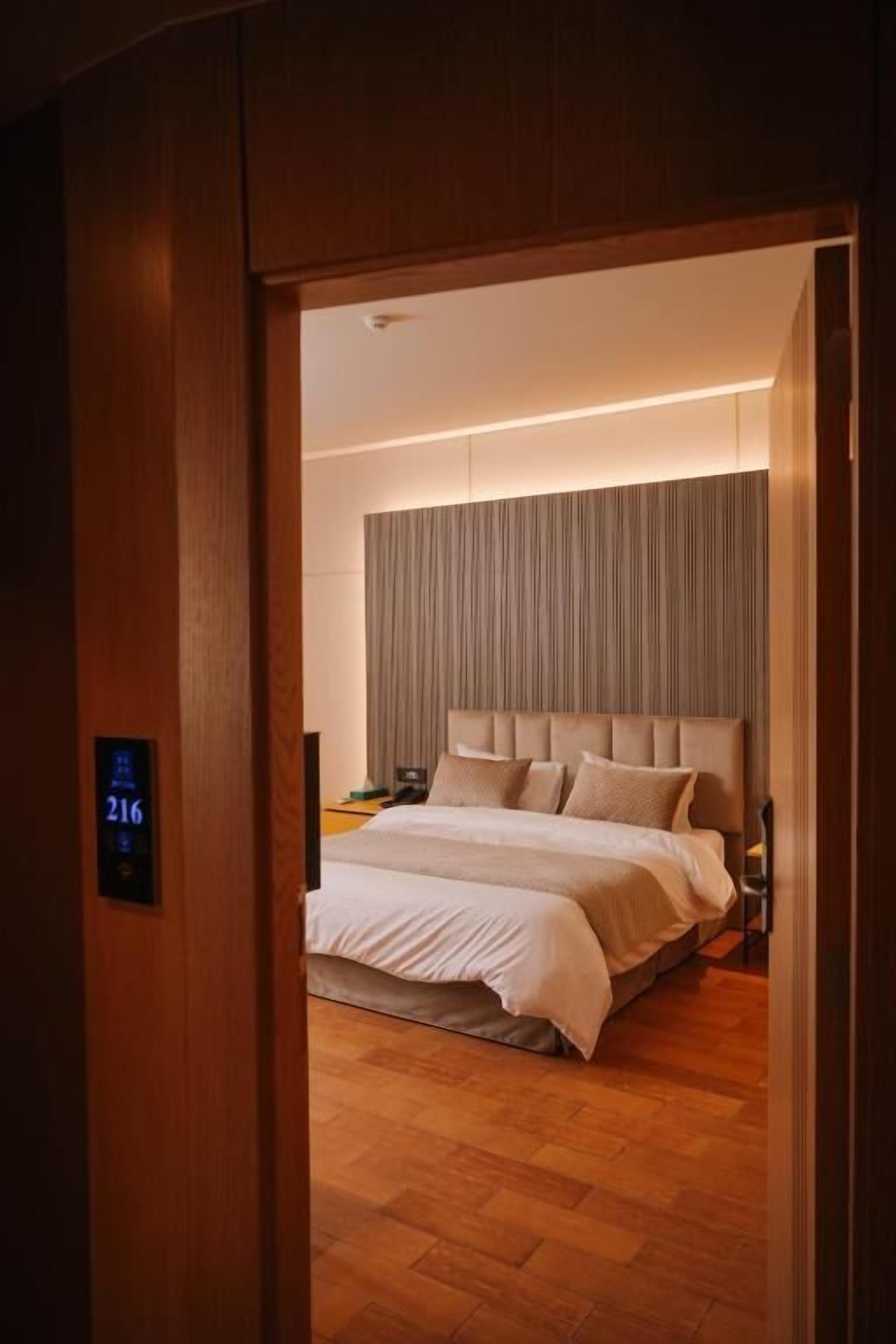 Chambre Double ou avec lits jumeaux, balcon, vue piscine | Coffres-forts dans les chambres, chambres insonorisées