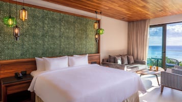 Platinum King Master Suite Ocean Front | Frigobar, cofres nos quartos, Wi-Fi de cortesia, roupa de cama