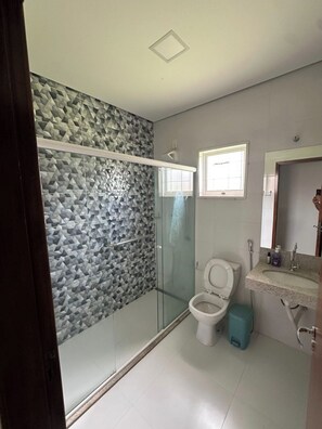 Handtücher, Seife, Toilettenpapier