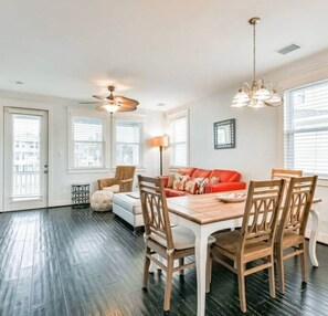 Televisión y reproductor de DVD 