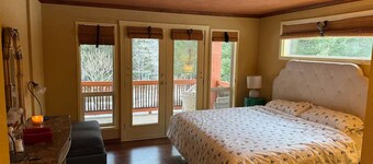 Cozy Riverside Retreat w/ Garden, Beach Access, Sauna. Pet + Family Friendly!