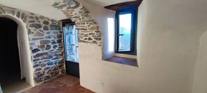 Interior - Mas Estrela: Lo Nis, an intimate B&B with mountain views (Bessèges)