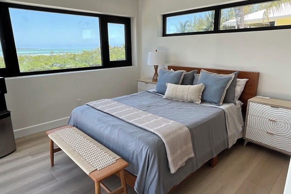 Queen guest bedroom