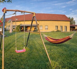 Children's area - Exclusive vacation home with private barrel sauna - peace & nature (Beelitz)