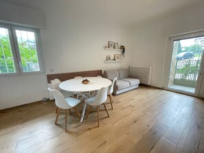 Dining - Valsassina House Moggio - Cozy house - 10 min from Piani di Bobbio (Moggio)