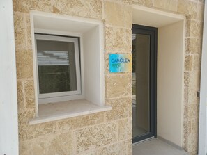 Exterior detail - Casa Carolea with Private Terrace and Pool among Olive Trees near the Sea (Nardò)