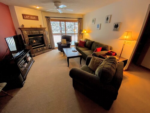 SC4 Ski Slope Views! Bretton Woods Condo