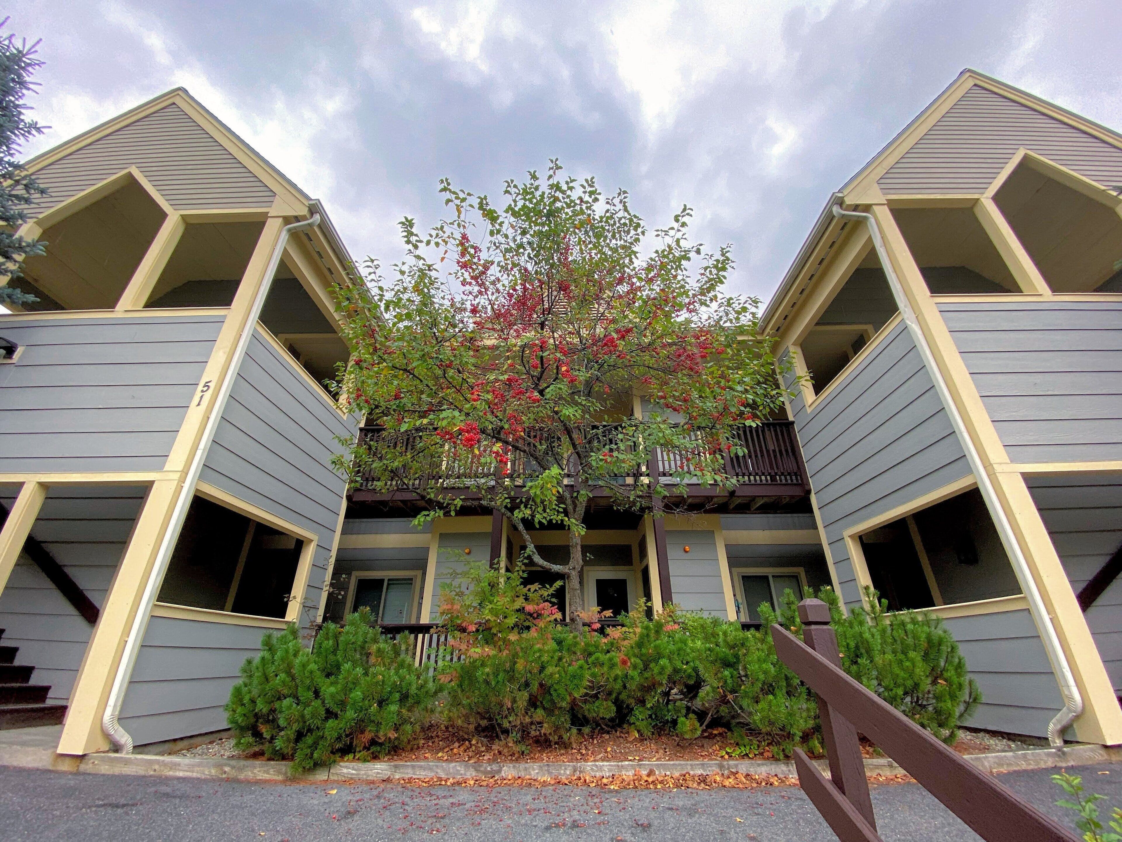 Apartment (3 Bedrooms) | Front of property